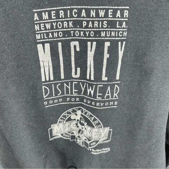 Mickey Disneywear Vintage Crop Top Sweatshirt Size L measured - Picture 4 of 7